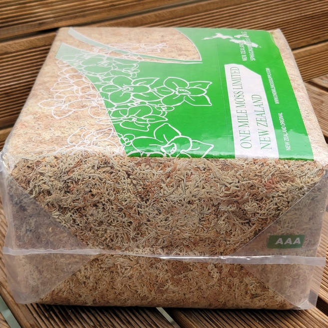 [금비농원] 3A 1kg 수태 뉴질랜드산 풍란 양란 토피어리 분갈이용 원마일모스, 1개