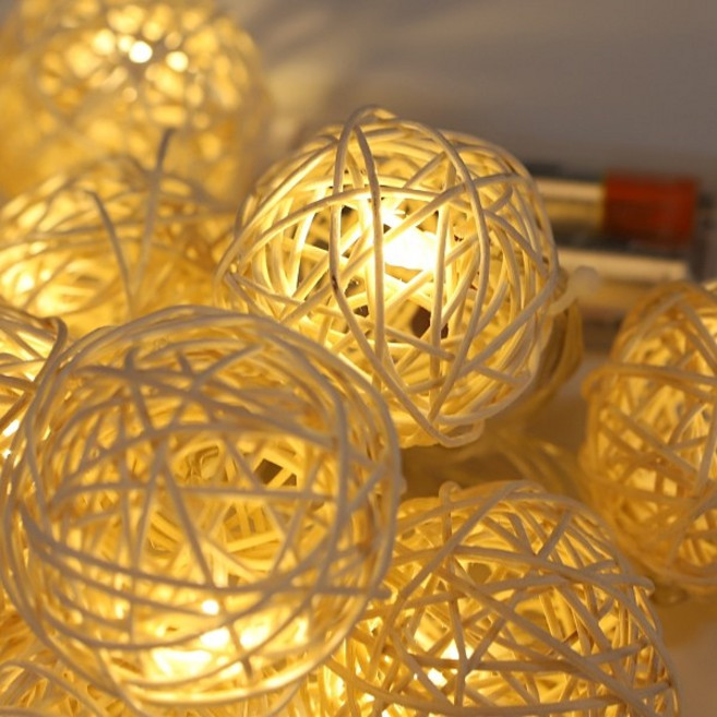 LED 라탄 줄조명 캠핑조명 크리스마스 감성 트리구 코튼볼 10구 AA건전지 1.8m, 건전지 포함, 1개