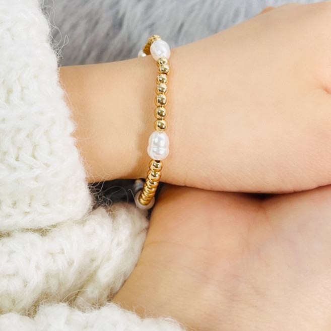 데일리 리얼 고급진주 골드볼 포인트 레이어드 팔찌 H420