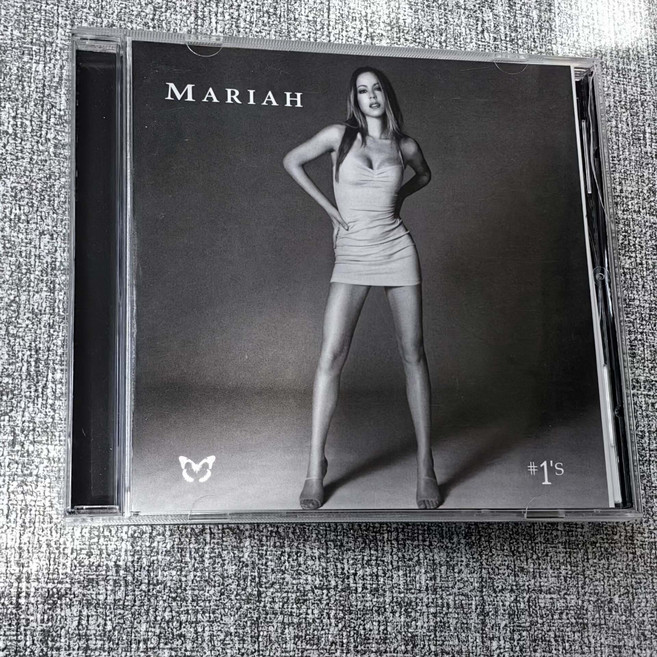 Mariah Carey #1'S 精選集 CD 帶畫冊與歌詞本, 1個