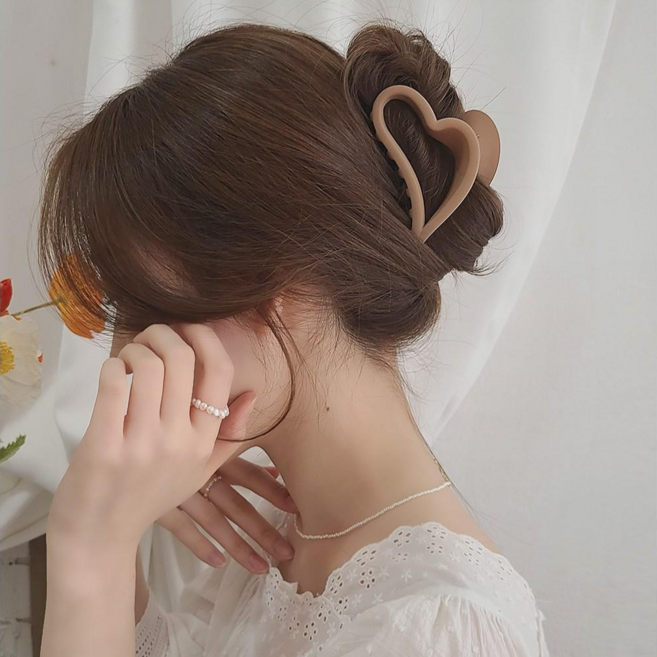 [1+1/초콜리트쥬얼리] 이유 무광 반투명 하트 헤어 집게핀 14color