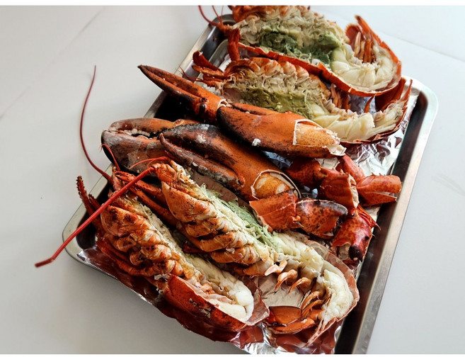 [해저도시] 겨울맞이특가 바닷가재 LIVE랍스타 꼬물이랍스타(사이즈&마릿수 랜덤) 1KG 3KG 연말 연초 가족모임 홈파티 효도선물 몸보신 선물추천 간편요리, 1세트, 꼬물이랍스타 3KG 손질+찜