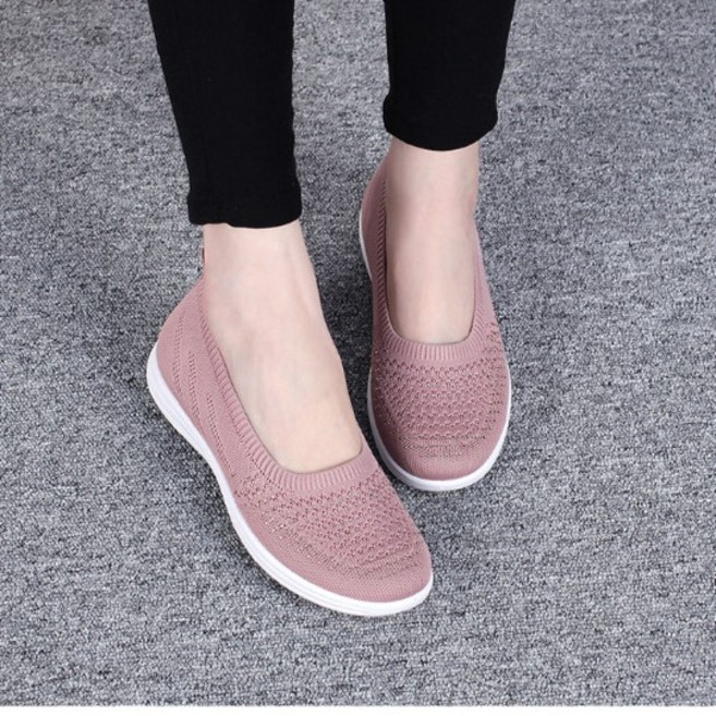 초경량 니트 매쉬 슬립온 발편한 가벼운 단화 엄마신발