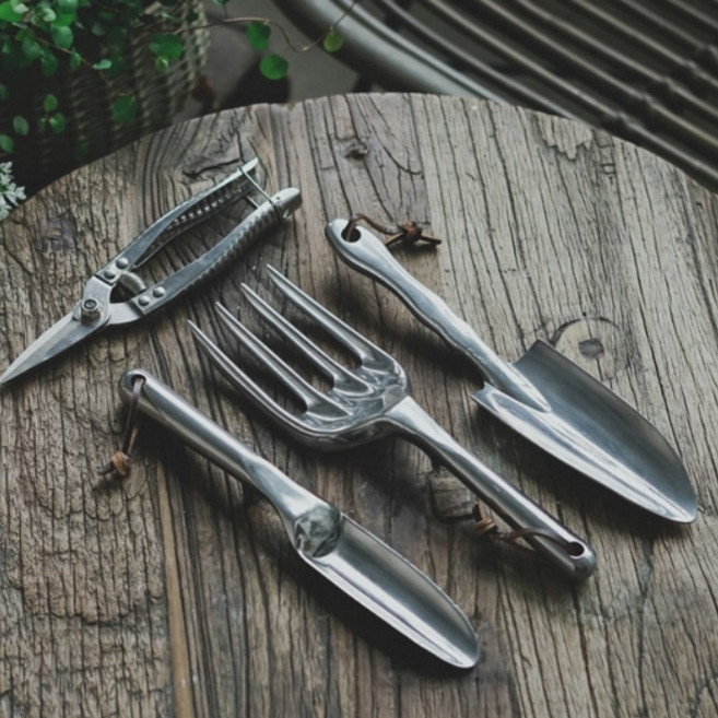 로그플랜츠 알루미늄 고급 분갈이삽 모종삽 텃밭농기구 미니삽 호미 꽃삽 갈퀴 7종, 알루미늄 네발포크삽, 1개