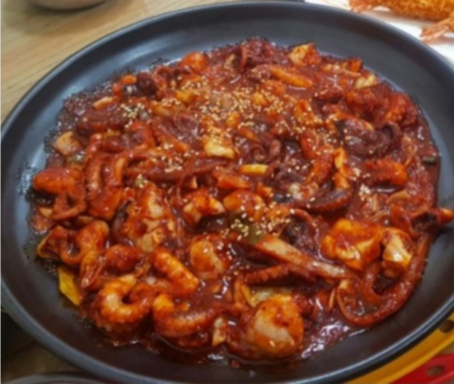 불향 쭈꾸미볶음 냉동 즉석 쭈꾸미 밀키트 쭈꾸미 데워먹는 쭈꾸미 500g 양념 냉동 쭈꾸미, 1개