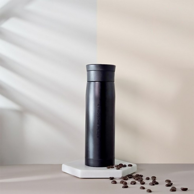 9위 - 혜문스토어 투썸 블랙라인 텀블러 550ml - 개 (1개입) 휴대용텀블러 카페텀블러 텀블러선물 보온보냉텀블러