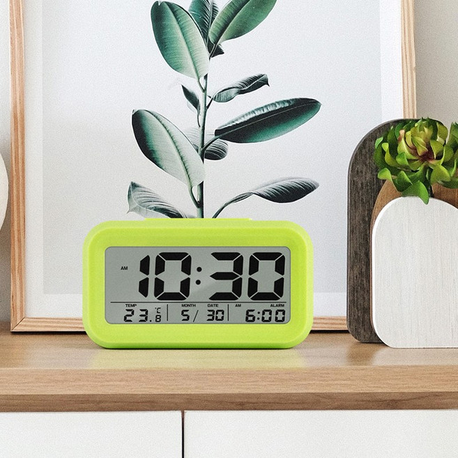 야광 무소음 무선 디지털 탁상시계 알람 클래식, 연두색