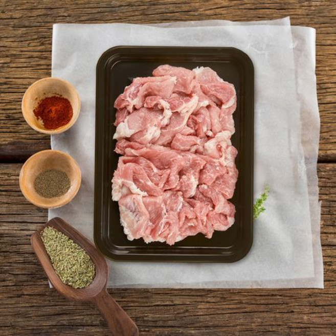 파이팅한돈 1등급 앞다리제육 600g 제육볶음 볶음용돼지 돼지고기 돼지고기 정육점 우리한돈 우리돼지, 1개