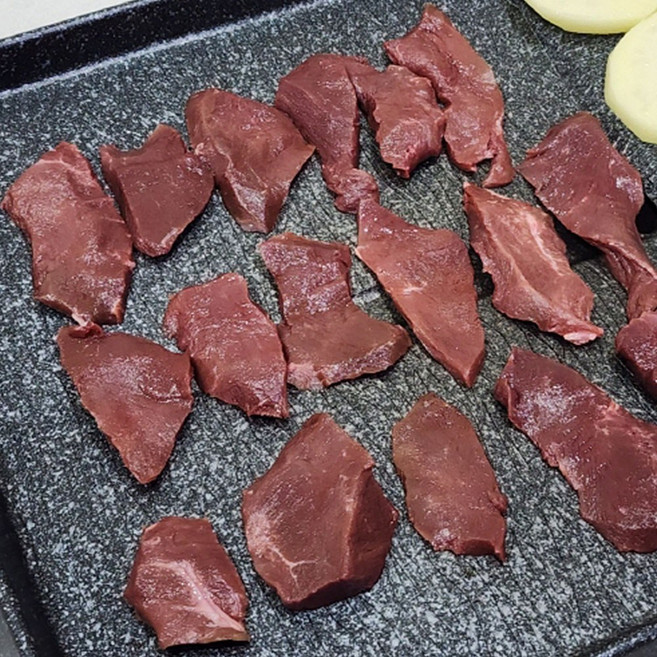 급냉 한우 염통 냉동 한우 생염통 생 소 염통 구이 소부산물 소특수부위 한우소염통 한우부산물, 1개, 200g