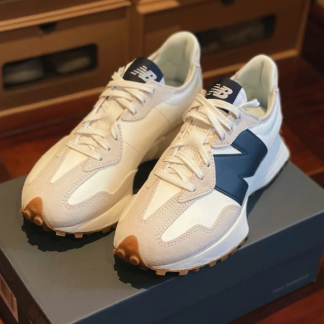 뉴발란스 우먼즈 327 문빔 화이트 네이비 WS327KB