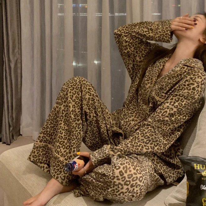 루루 LEOPARD 남녀공용 피치기모 파자마세트
