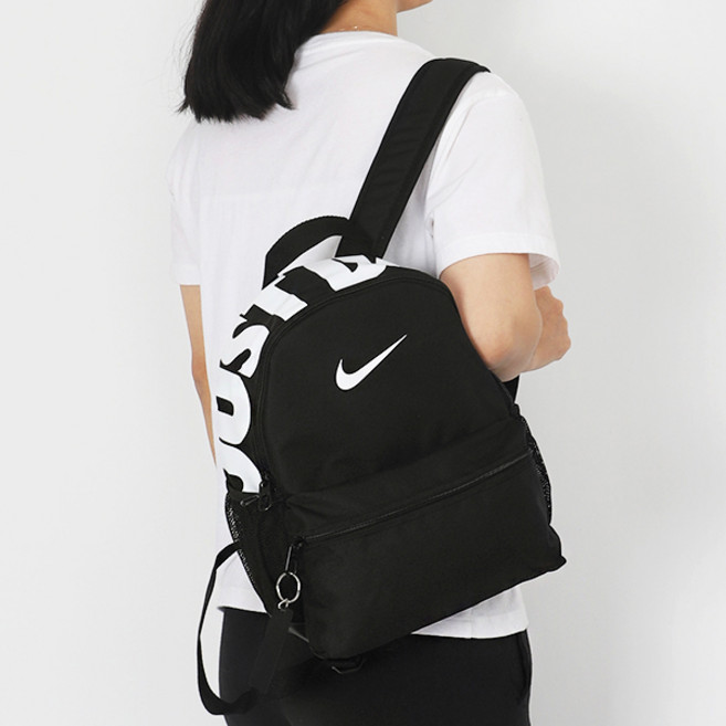 나이키 미니 가방 브라질리아 백팩 JDi 블랙화이트 로고, 블랙+화이트, 1개