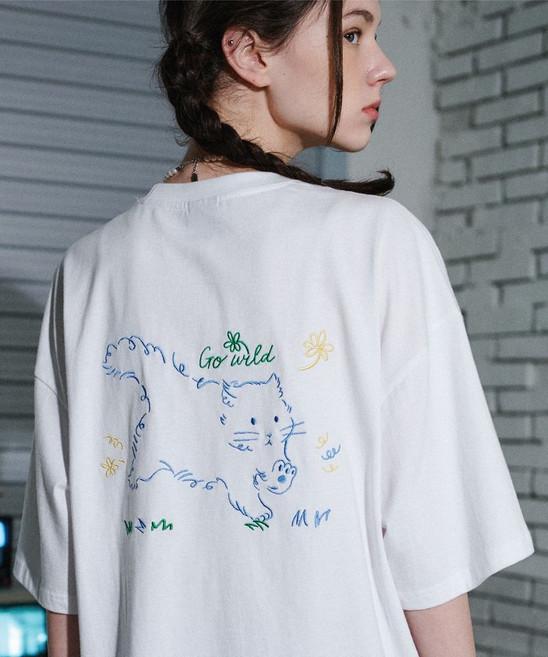 [백화점상품] 꼼파뇨 CPGN STUDIO Wild Cat 자수 반팔티 화이트
