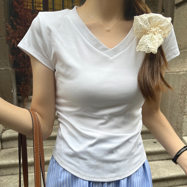 92%棉 V領純色長袖T恤女 基礎款修身打底衫