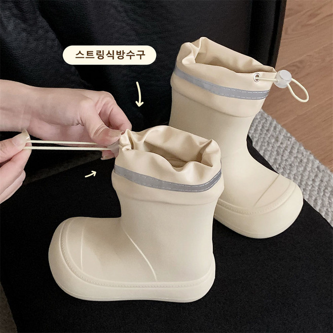 3위 - 스타일닥터 여성 레인부츠 방수 스트링 디자인 쿠셔닝 통근용 데일리 숏부츠