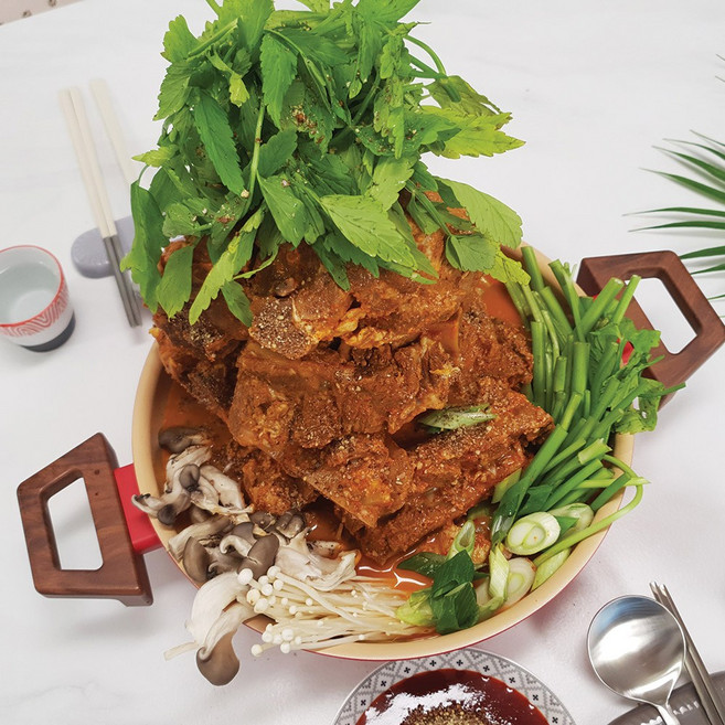 봉순 BEST미나리 감자탕 얼큰한맛 (대 사이즈를 소 가격으로 ), 1개, 3.7kg