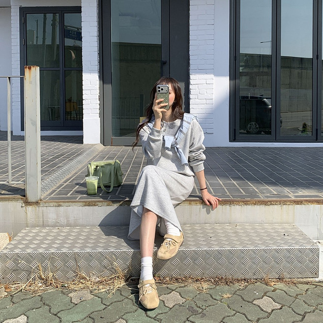 큐니티 여성용 봄 가을 맨투맨 치마 세트 꾸안꾸 원마일웨어 밴딩 롱스커트 상하세트 빅사이즈
