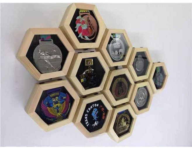 메달케이스 육각형 프레임 뱃지 메달 전시 원목케이스
