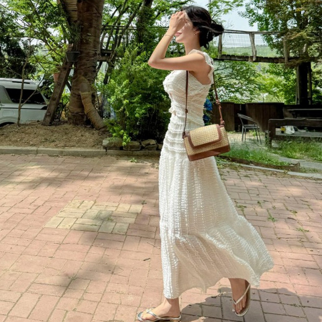 떳다그녀 에르완 크링클 프릴 셔링 투피스 여름 바캉스룩 휴양지룩 셋업 밴딩 나시탑 롱스커트 세트