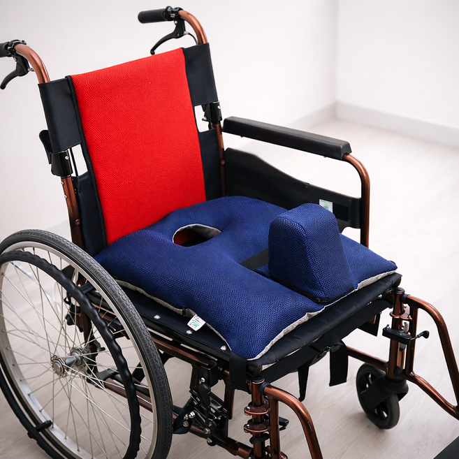 아띠꼴로 미끄럼방지 휠체어방석 노인 마비 환자 통풍 휠체어쿠션, 1개, 상세페이지 참조