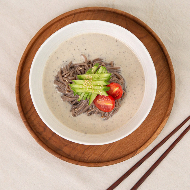 콩우리 국산 서리태 무가당 생메밀면 검은콩 진한 콩국수 2인분(메밀면 360g 포함)서리태 콩물두유, 430g, 2개