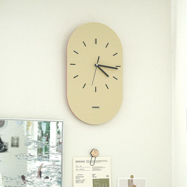 예니즈 무소음 가죽 인테리어 벽시계, 웜베이지