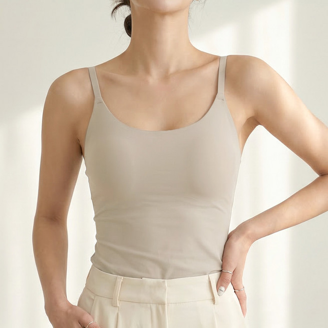 미미캐츠 1+1 구성 매끈 핏 심리스 노와이어 여성 브라탑 끈나시 2매 MC1366