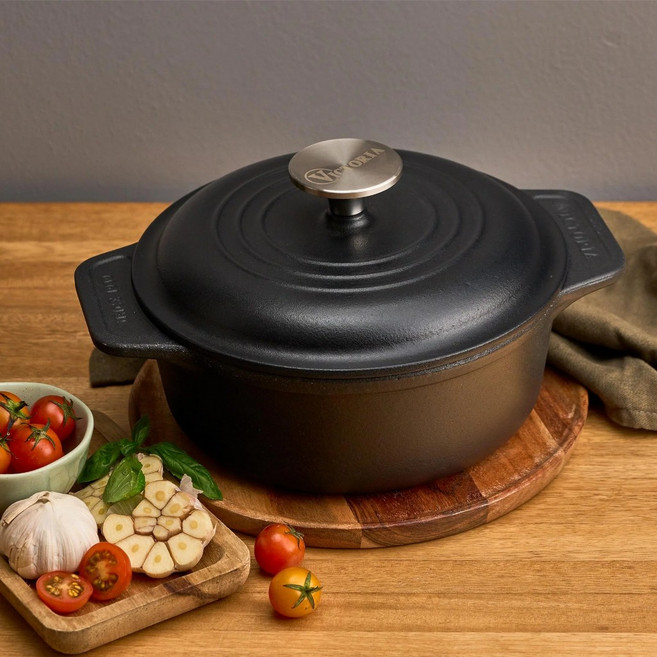 Victoria 鑄鐵鍋 2QT 荷蘭鍋 8吋 煎鍋 酸種麵包烘焙, 1個, 20cm