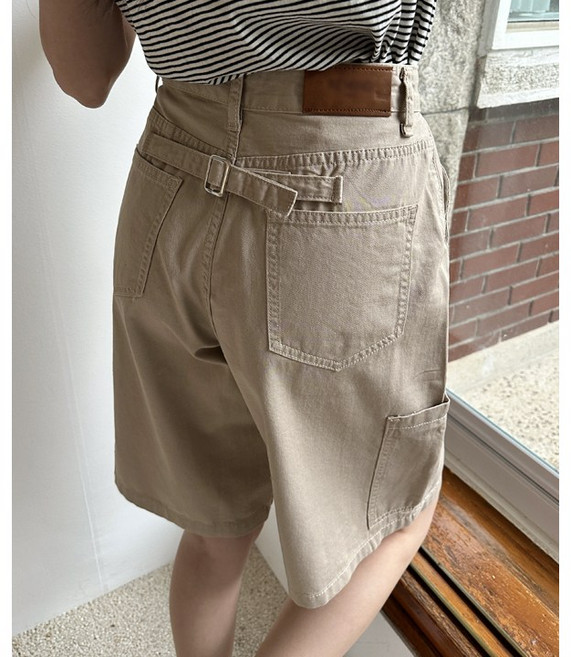 백 포인트 버클 코튼 5부 버뮤다 팬츠