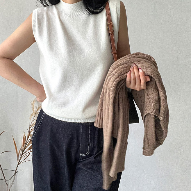 네모엔룩 브리티홀가 여성용 홀가먼트 무봉제 레이어드 이너 블렌디드 반목 브이 민소매 베스트 니트