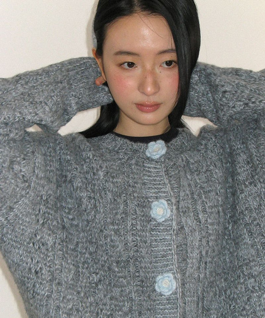 RONRON HANDMADE FLOWER BUTTON 니트 가디건 그레이