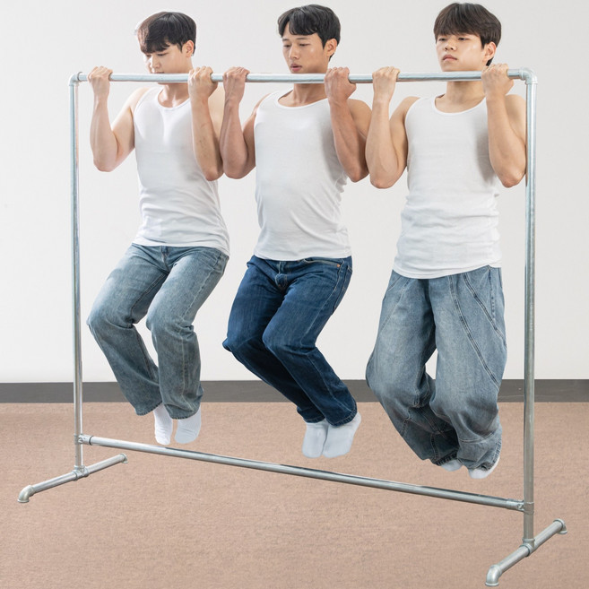 [흔들림 방지 구조] 튼튼한 철제 파이프 스탠드 옷걸이 행거, 실버