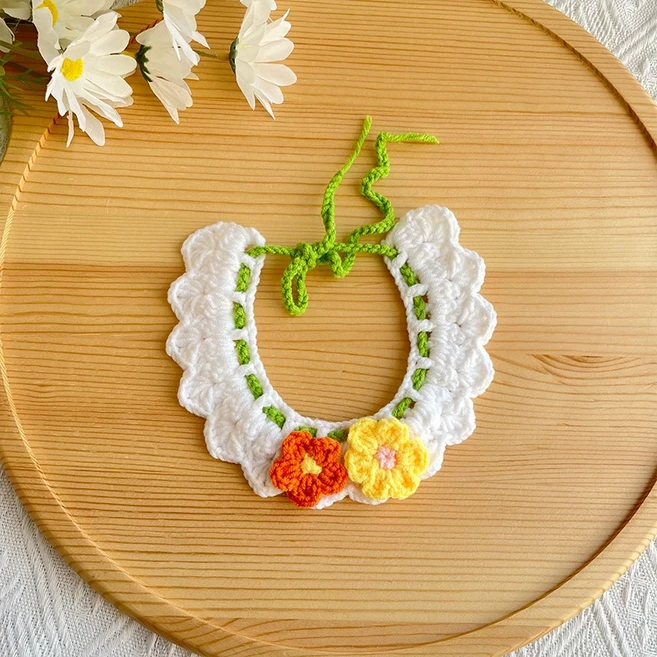 시웨이 강아지 고양이 손뜨개 케이프 플라워 니트 스카프 턱받이, 1개, 꽃 두송이