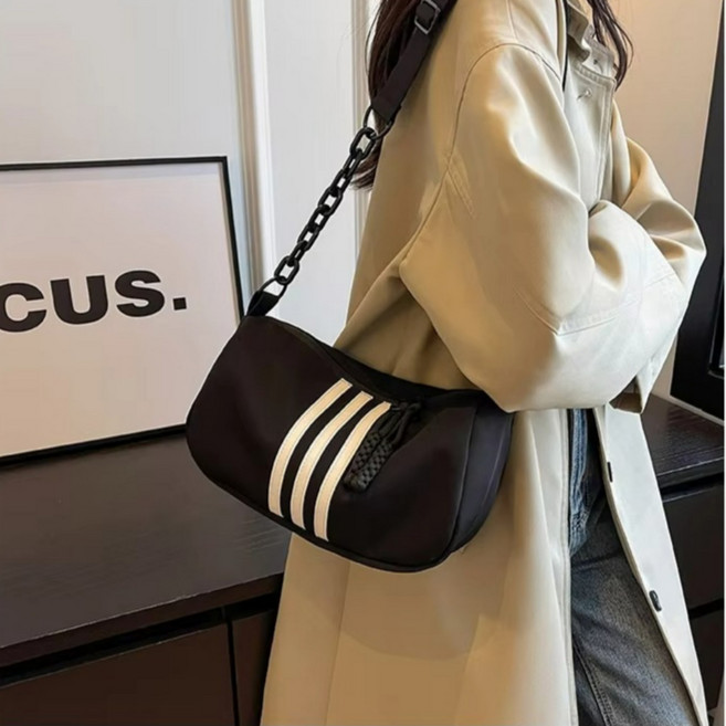 여성 옥스포드 원단 방수 가방 스트라이프 체인백 데일리 캐주얼 출퇴근 돌리아 크로스백