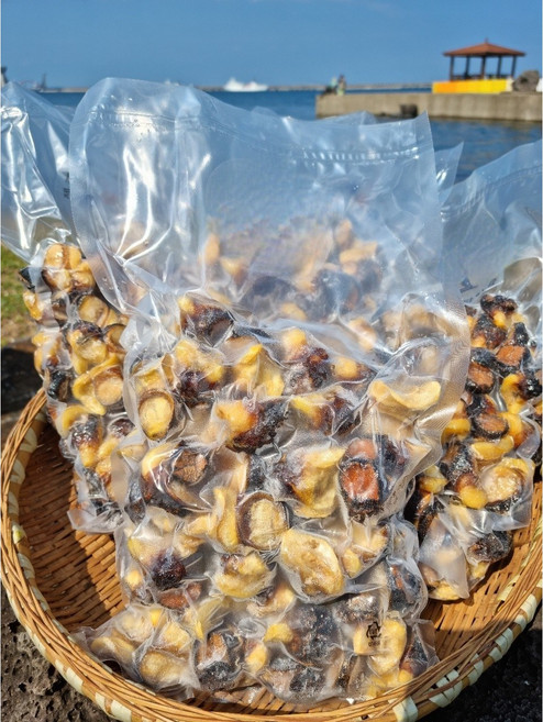 7위 - 제주 자연산 자숙뿔소라 500g, 1개