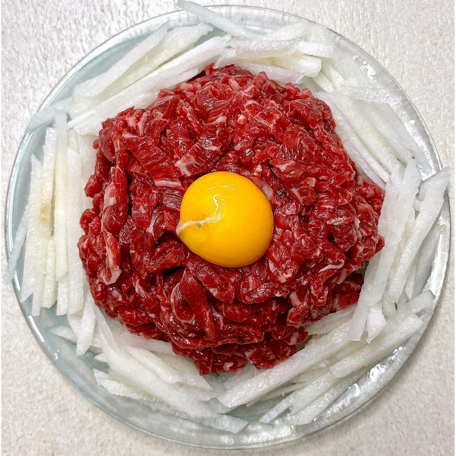 [당일작업] 1등급 육회 냉장 소고기 신선육 당일발송 육회용고기 생고기 설도 우둔살, 300g, 1개