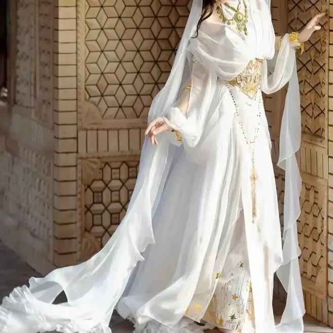 이국적인 서양 화이트 엘프 성녀 여행 촬영 세트