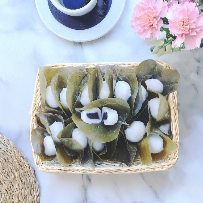 (떡DC몰)망개잎떡 국내산찹쌀사용 (25g100알)2.5kg 선물용 답례떡, 1박스, 2.5kg