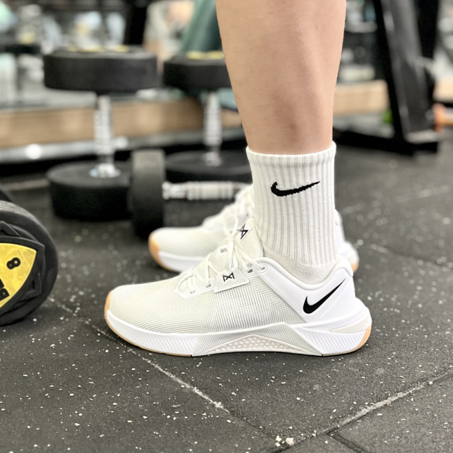 나이키 MTCN 메트콘 10 남성 헬스화 역도화 크로스핏 스쿼트화 피지컬 실내운동화 2종 슈즈케이스