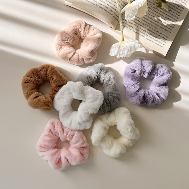 쁘띠러브 1+1 페이크퍼 곱창 머리핀 밍크 곱창밴드 헤어슈슈 스크런치
