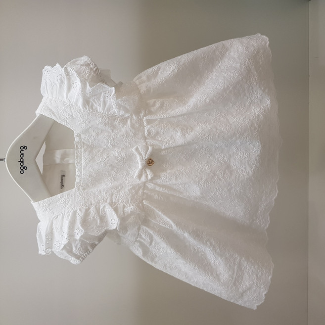 아가방 여름 베이비페어 쪼꼬미 유아 여아 원피스 바디수트 아일렛 리본 반팔 드레스핏 백일 신생아 외출복 돌 촬영룩 아기옷 / 처음입는 아기 원피스 속바지 필요없는 유아 드레스