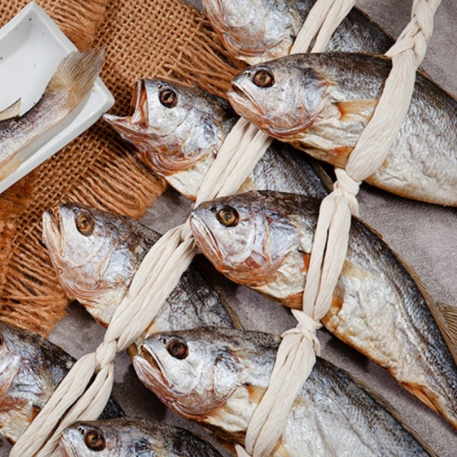해풍건조 전통섶간 법성포 영광굴비 10미 (대) 30cm 부세 보리굴비 선물세트 천일염 간 명절선물세트, 1개