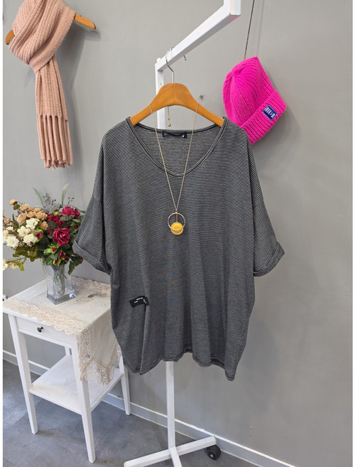 어썸 라운딩 앞트임 오버핏 반팔티셔츠