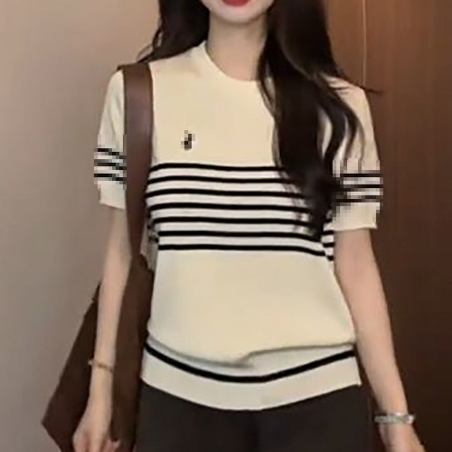 로르카 여성 라운드넥 스트라이프 배색 자수 반팔 얇은 루즈핏 캐주얼 니트 티셔츠 R031921
