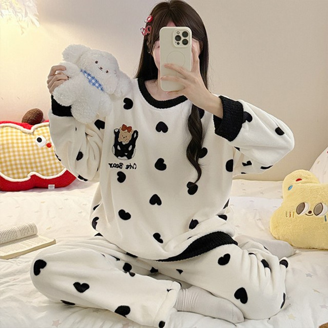 제이로그 겨울 따뜻한 홈웨어 잠옷 상하세트 포근컬러