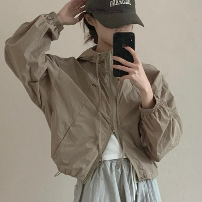 워니 여성 봄 간절기 바람막이 초경량 점퍼 자외선 차단 후드 생활 방수 자켓