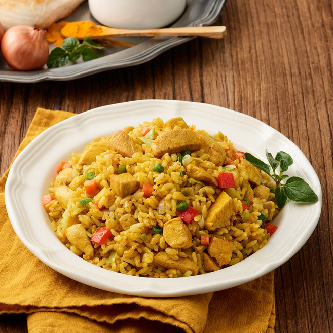 푸드마을 엄지 볶음밥 김치 낙지 소불고기 해물 새우 햄야채 치킨카레 묵은지삼겹살 대패삼겹살, 1개, 300g