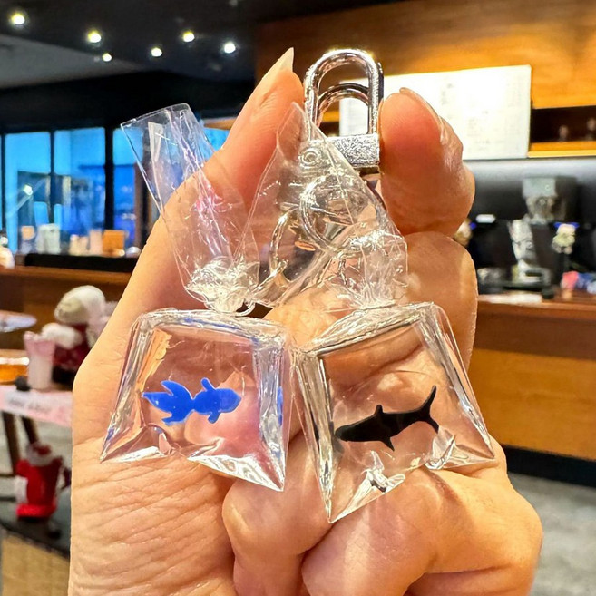 귀여운 투명 어항 금붕어 키링 가방 참장식 열쇠고리 키홀더