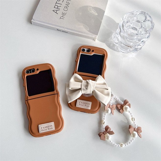 갤럭시 Z플립5 Z플립4 Z플립3 제트플립 지플립 폴더 리본 스마트톡 비즈 손목 스트랩 웨이브 물결 테두리 심플 범퍼 실리콘 휴대폰 케이스