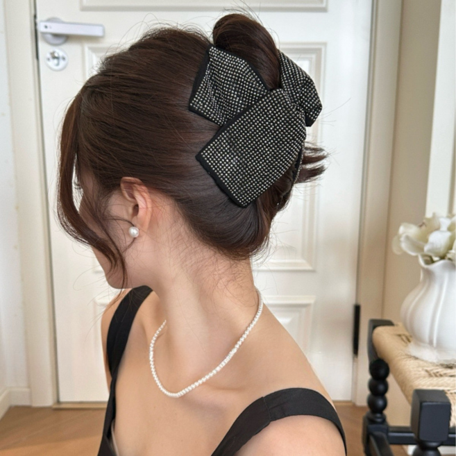 라끌라리아 프렌치 새틴 큐빅 삼각 헤어핀 집게핀